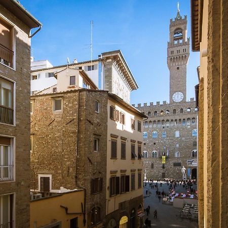 Apartments Florence - Le Por Santa Maria Bagian luar foto