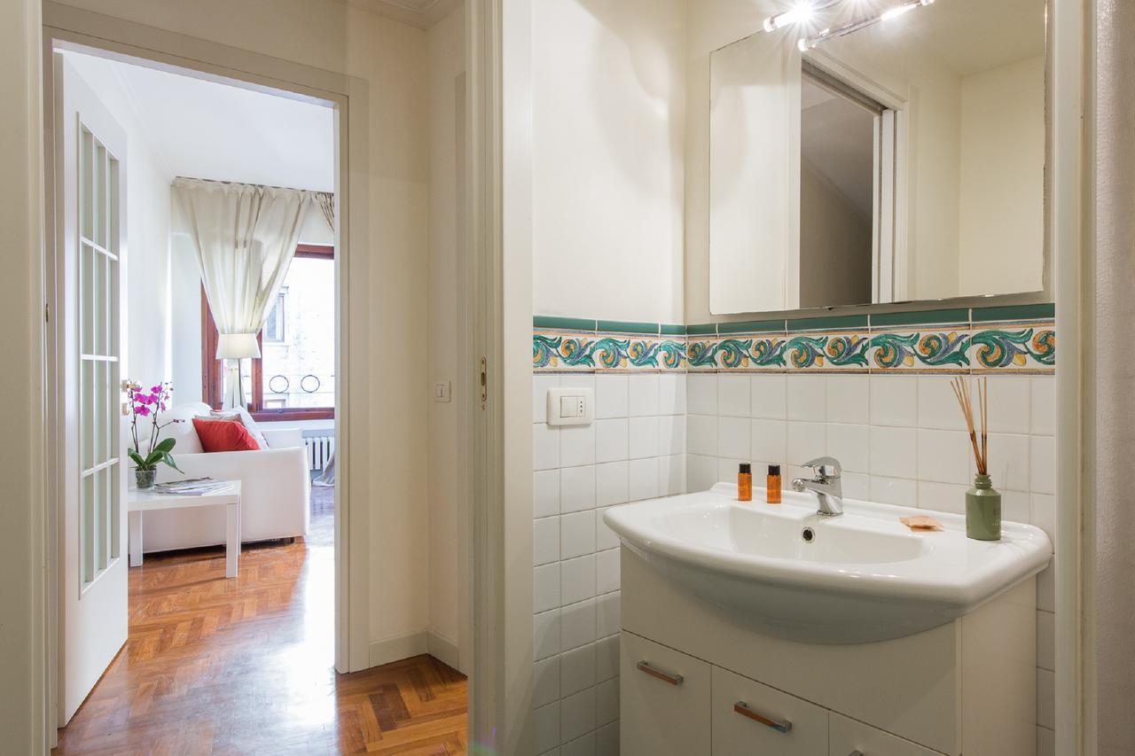 Apartments Florence - Le Por Santa Maria Bagian luar foto