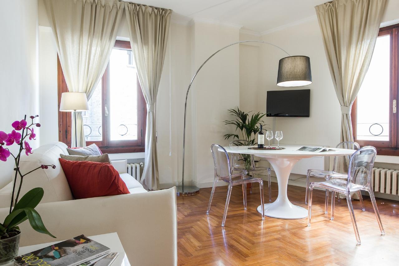 Apartments Florence - Le Por Santa Maria Bagian luar foto