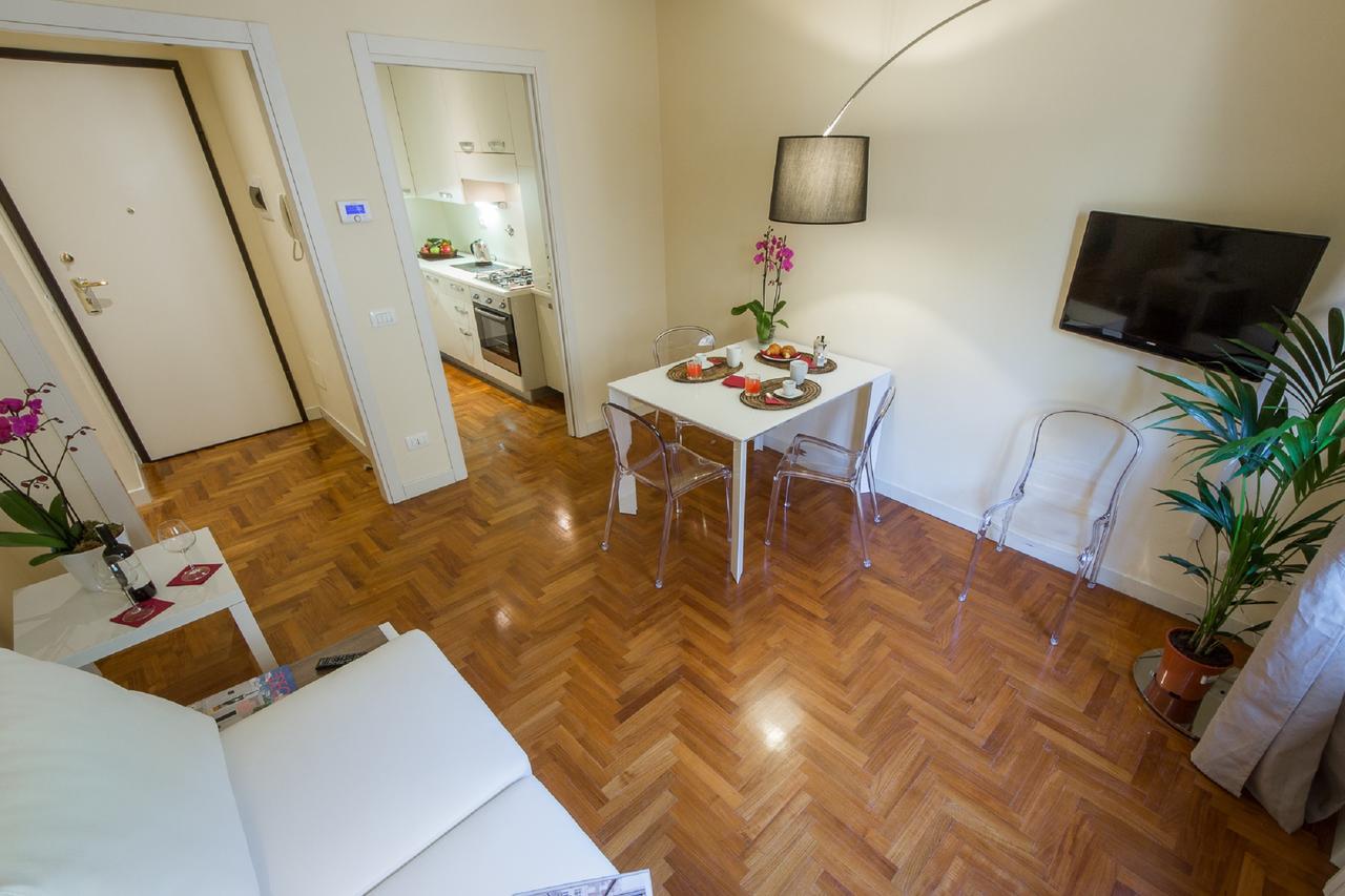 Apartments Florence - Le Por Santa Maria Bagian luar foto