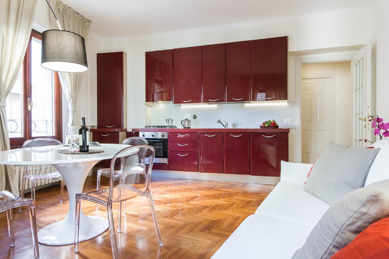 Apartments Florence - Le Por Santa Maria Bagian luar foto