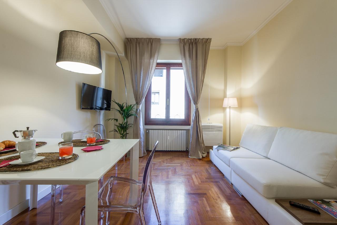 Apartments Florence - Le Por Santa Maria Bagian luar foto