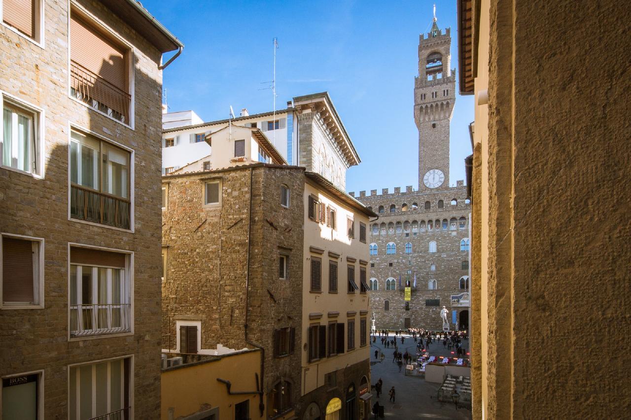 Apartments Florence - Le Por Santa Maria Bagian luar foto