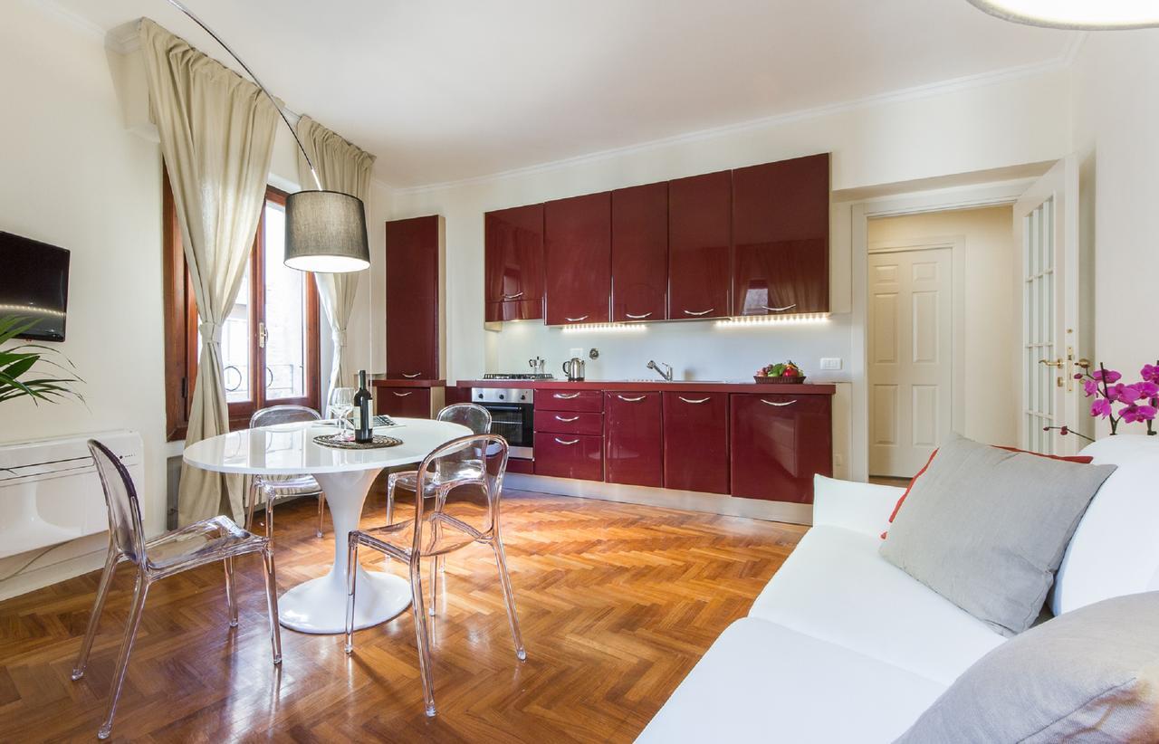 Apartments Florence - Le Por Santa Maria Bagian luar foto