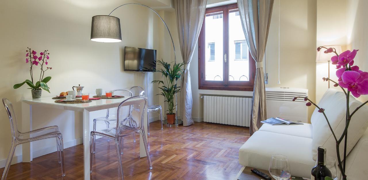 Apartments Florence - Le Por Santa Maria Bagian luar foto